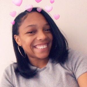 Meet your Posher, Maya